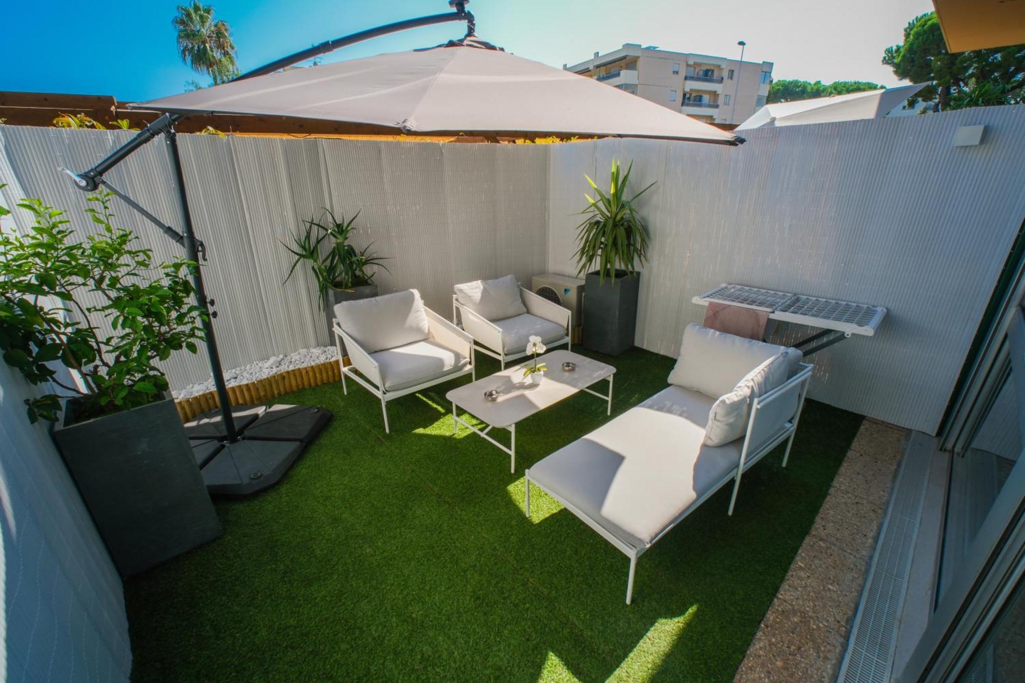 Villa Bono Jacuzzi & Spa Saint-Laurent-du-Var Exterior photo