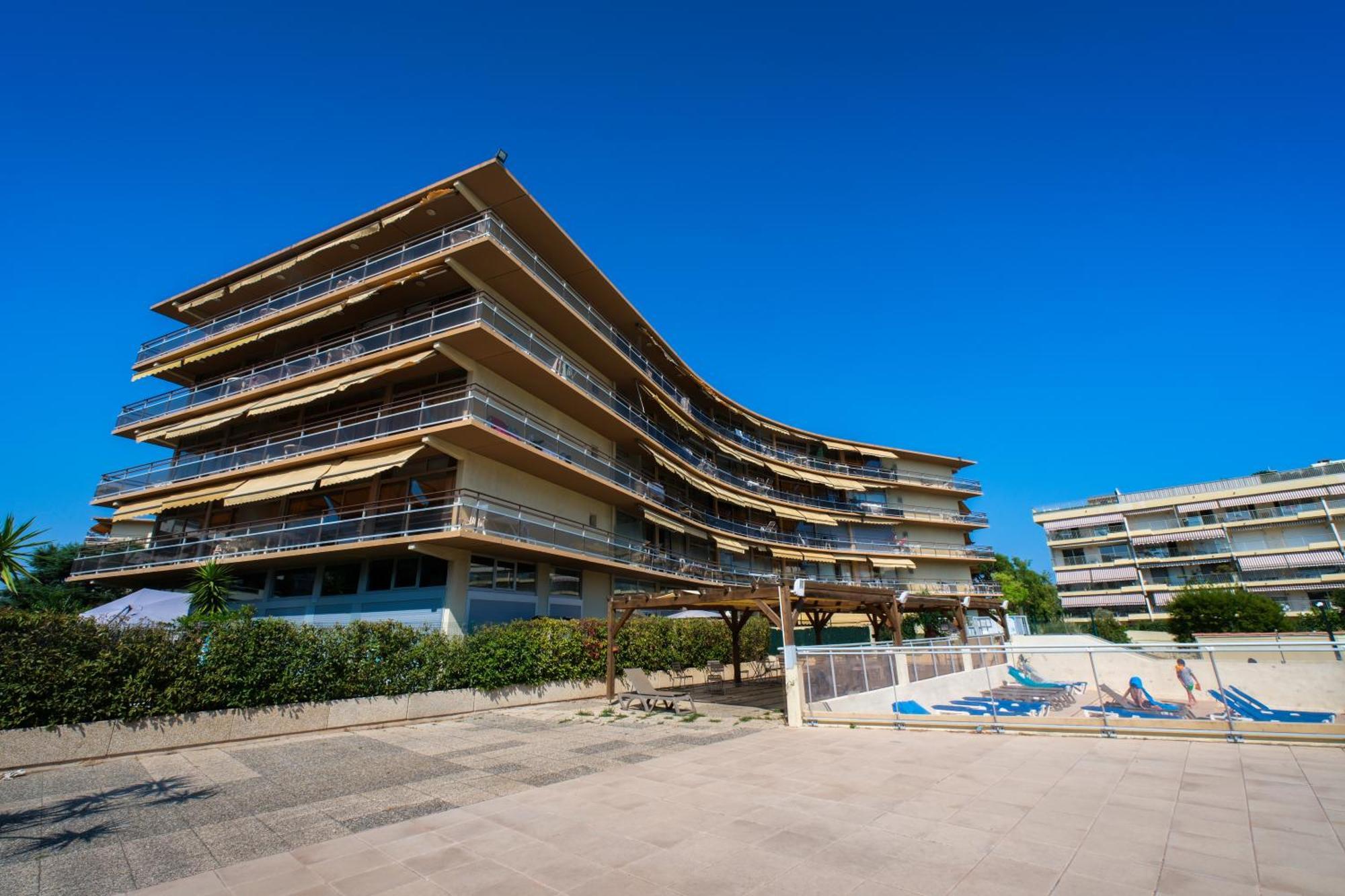 Villa Bono Jacuzzi & Spa Saint-Laurent-du-Var Exterior photo